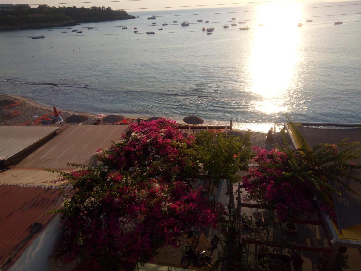 Buganvilla Sea View Apts Agia Pelagia  Bagian luar foto