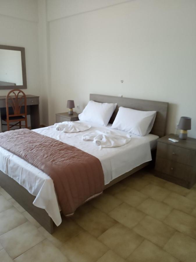 Buganvilla Sea View Apts Agia Pelagia  Bagian luar foto