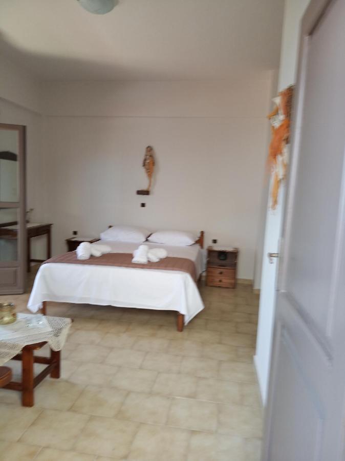 Buganvilla Sea View Apts Agia Pelagia  Bagian luar foto