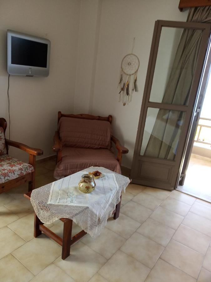Buganvilla Sea View Apts Agia Pelagia  Bagian luar foto