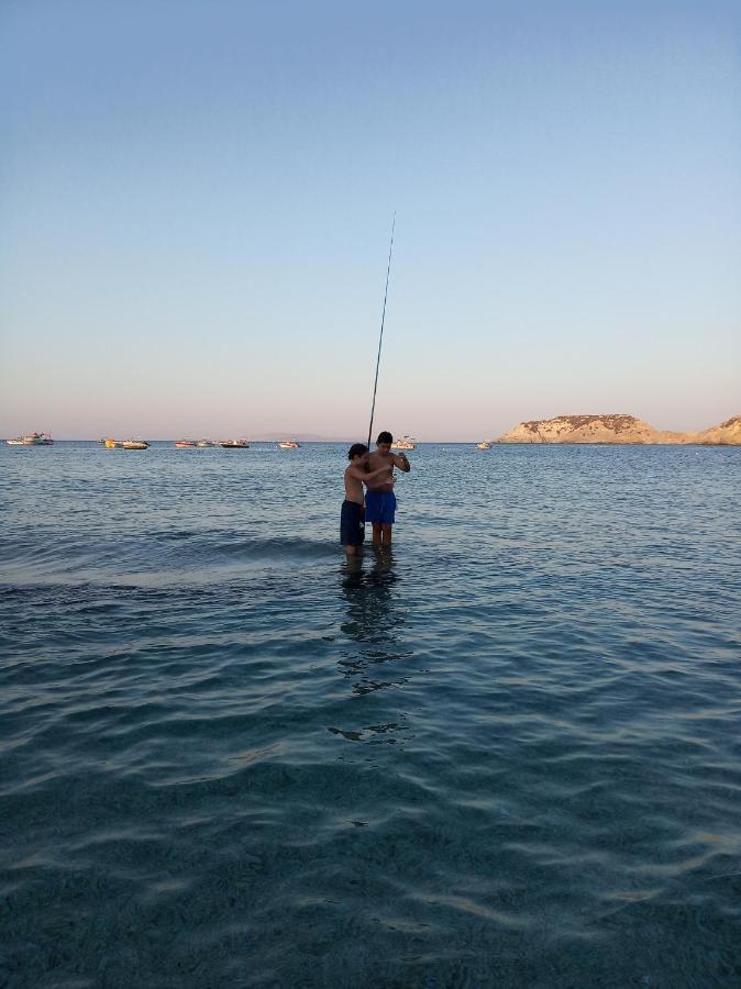 Buganvilla Sea View Apts Agia Pelagia  Bagian luar foto