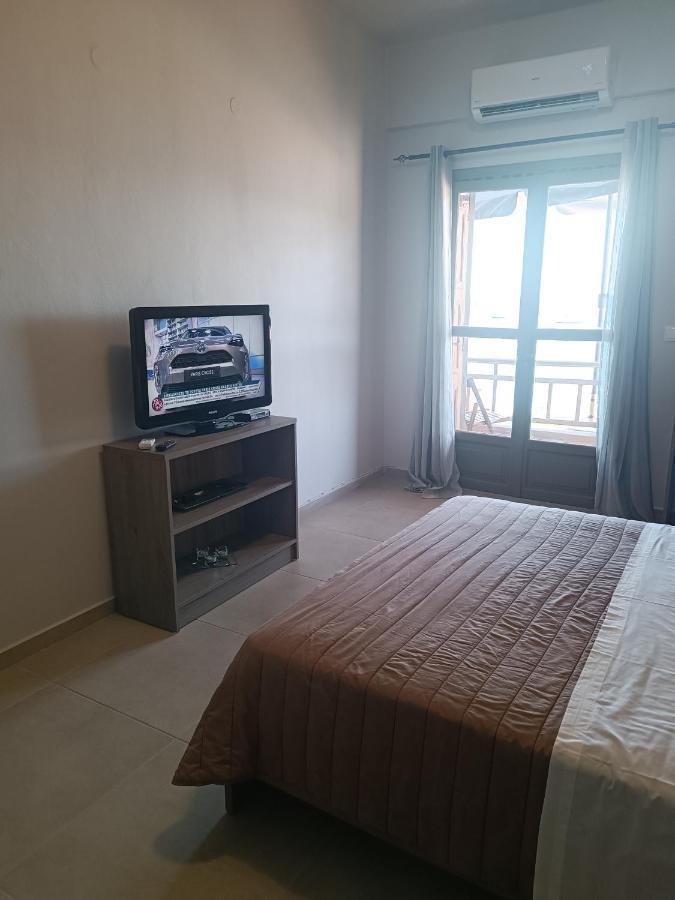 Buganvilla Sea View Apts Agia Pelagia  Bagian luar foto