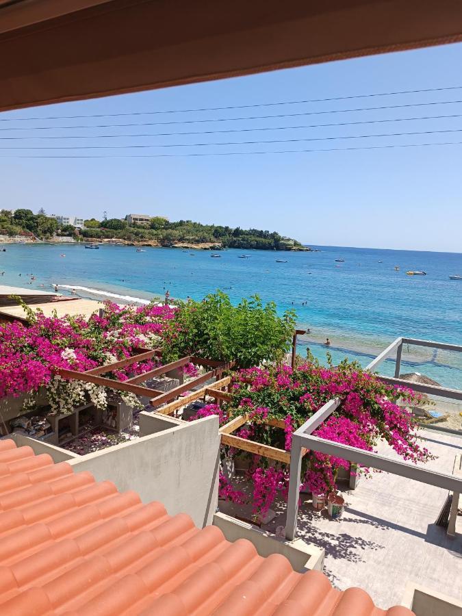 Buganvilla Sea View Apts Agia Pelagia  Bagian luar foto