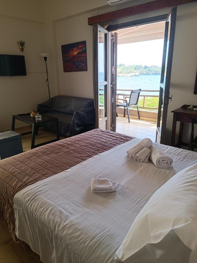 Buganvilla Sea View Apts Agia Pelagia  Bagian luar foto
